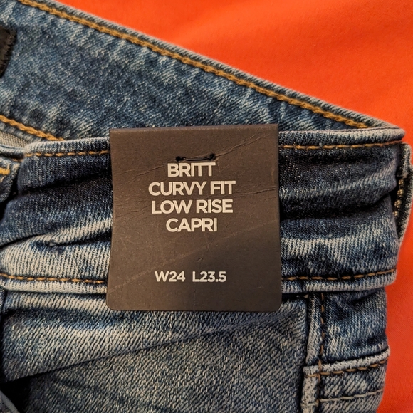 Silver Jeans Co. Size 24 Jean Capris NWT - Picture 5 of 8